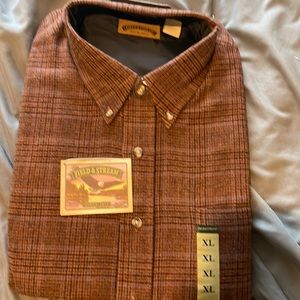 Mens new with tags flannel
